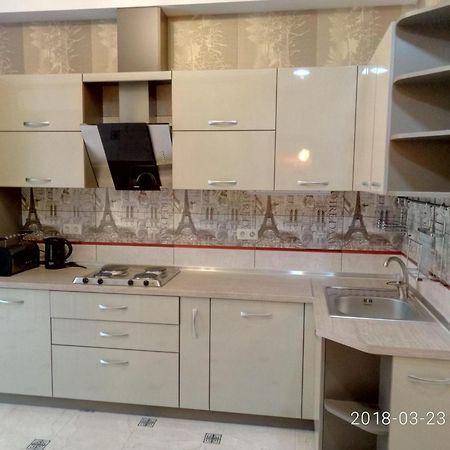 Аркадия Гагарин Плаза Red Apartment Oldenburg Bagian luar foto
